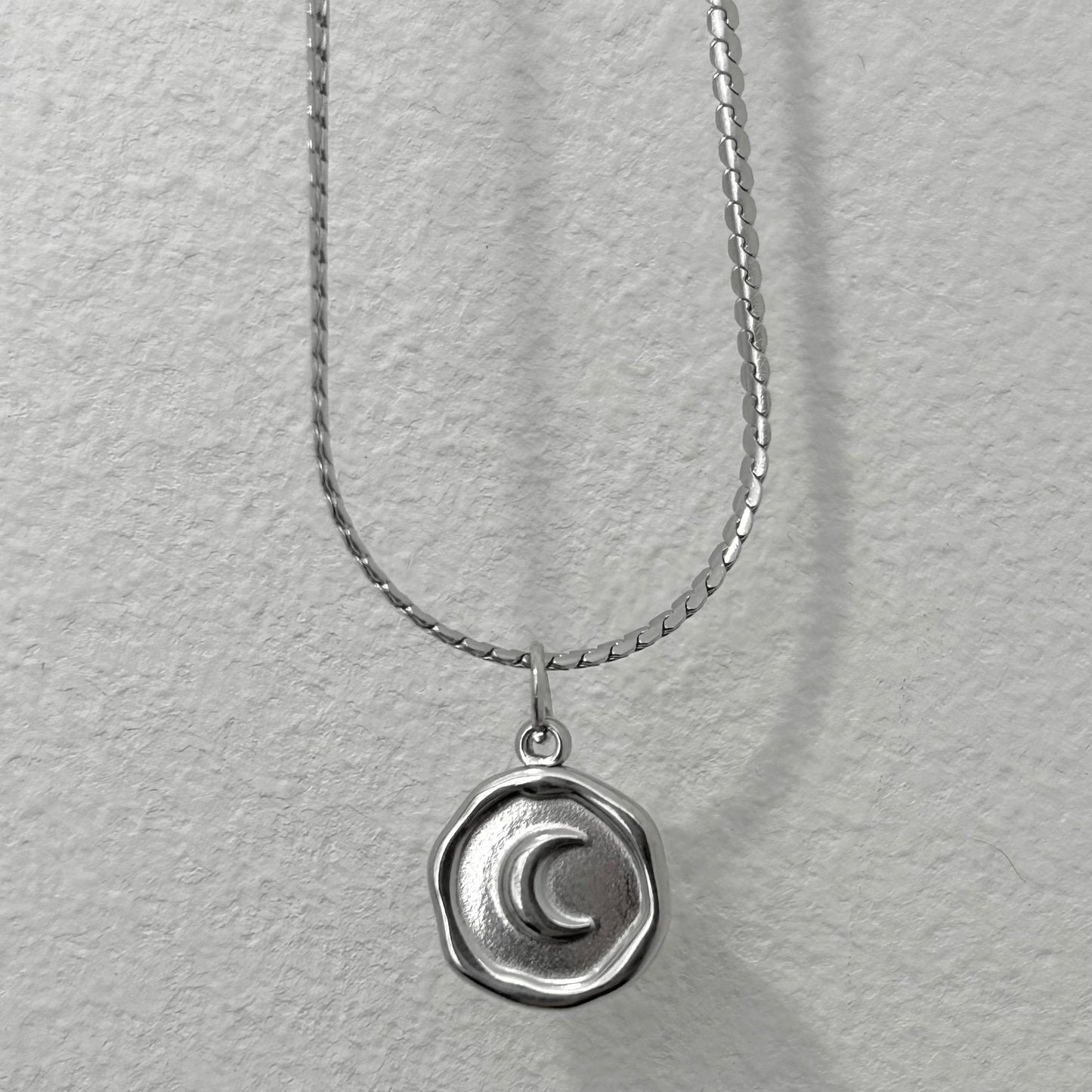 Charm Luna