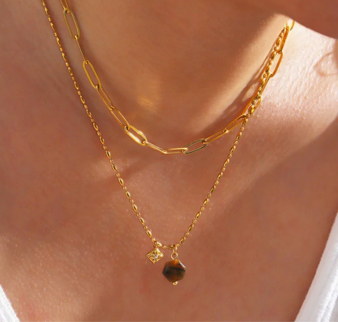Collar Sahara