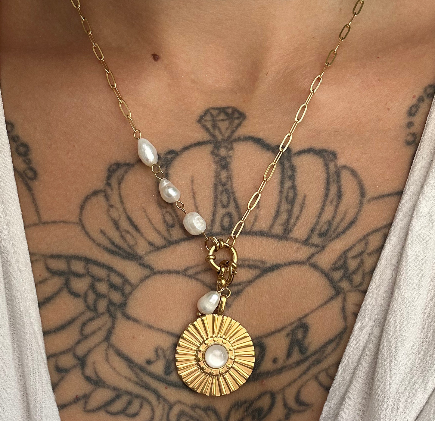 Charm medalla perla