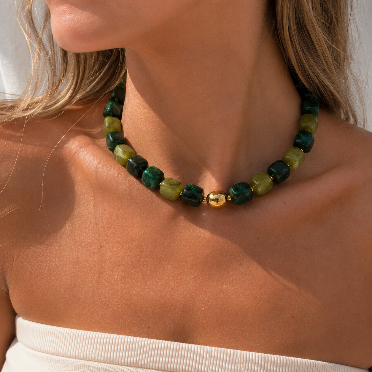 Collar Isola
